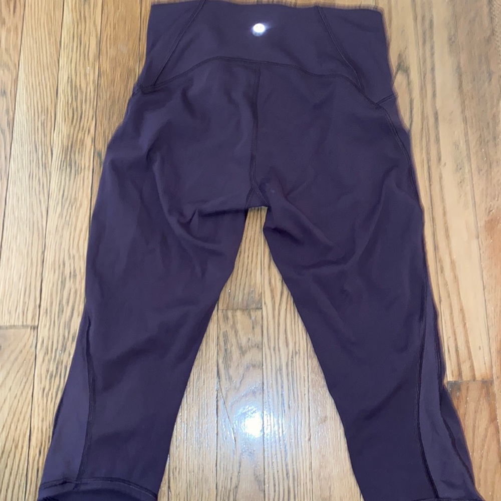 Lightly worn lulu lemon leggings